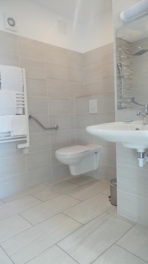 Hotel De La Poste Peymeinade Zewnętrze zdjęcie