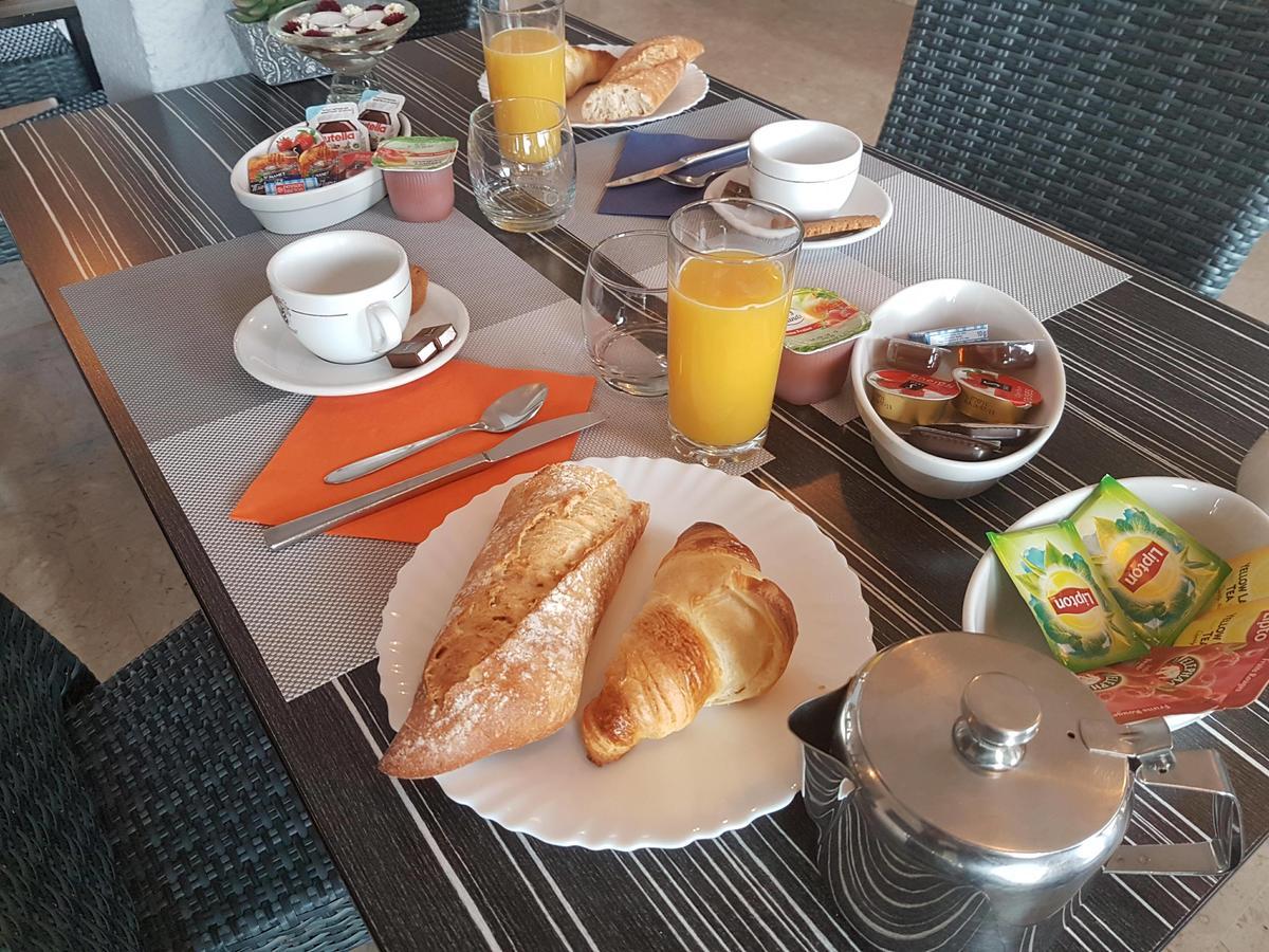 Hotel De La Poste Peymeinade Zewnętrze zdjęcie